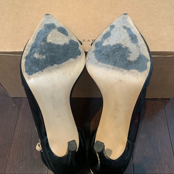 ⭐️ Zara Genuine Leather Croc Pumps - Picture 4 of 10